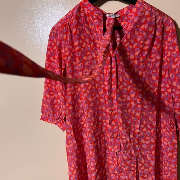 Tucker 100% silk printed shirt dress with sash - Picture 4 of 9